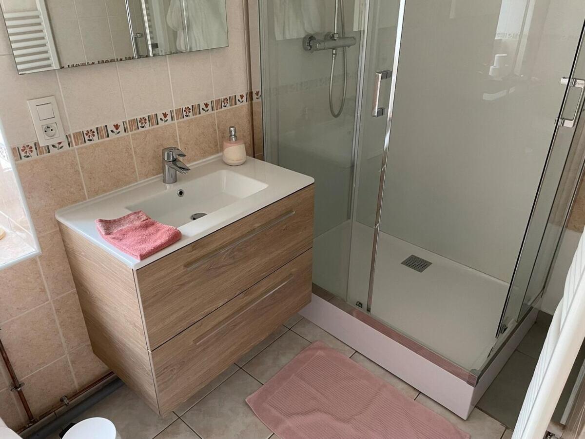 Maison De Ville Avec Parking Gratuit Chablis Ngoại thất bức ảnh